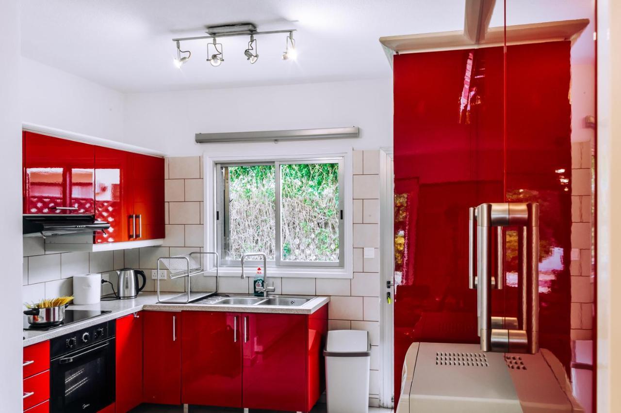 Willa Minimal Townhouse Center Pafos Zewnętrze zdjęcie