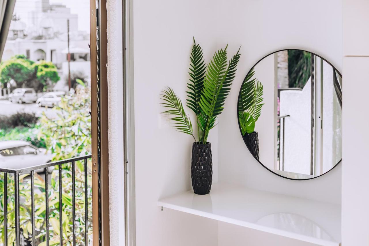 Willa Minimal Townhouse Center Pafos Zewnętrze zdjęcie