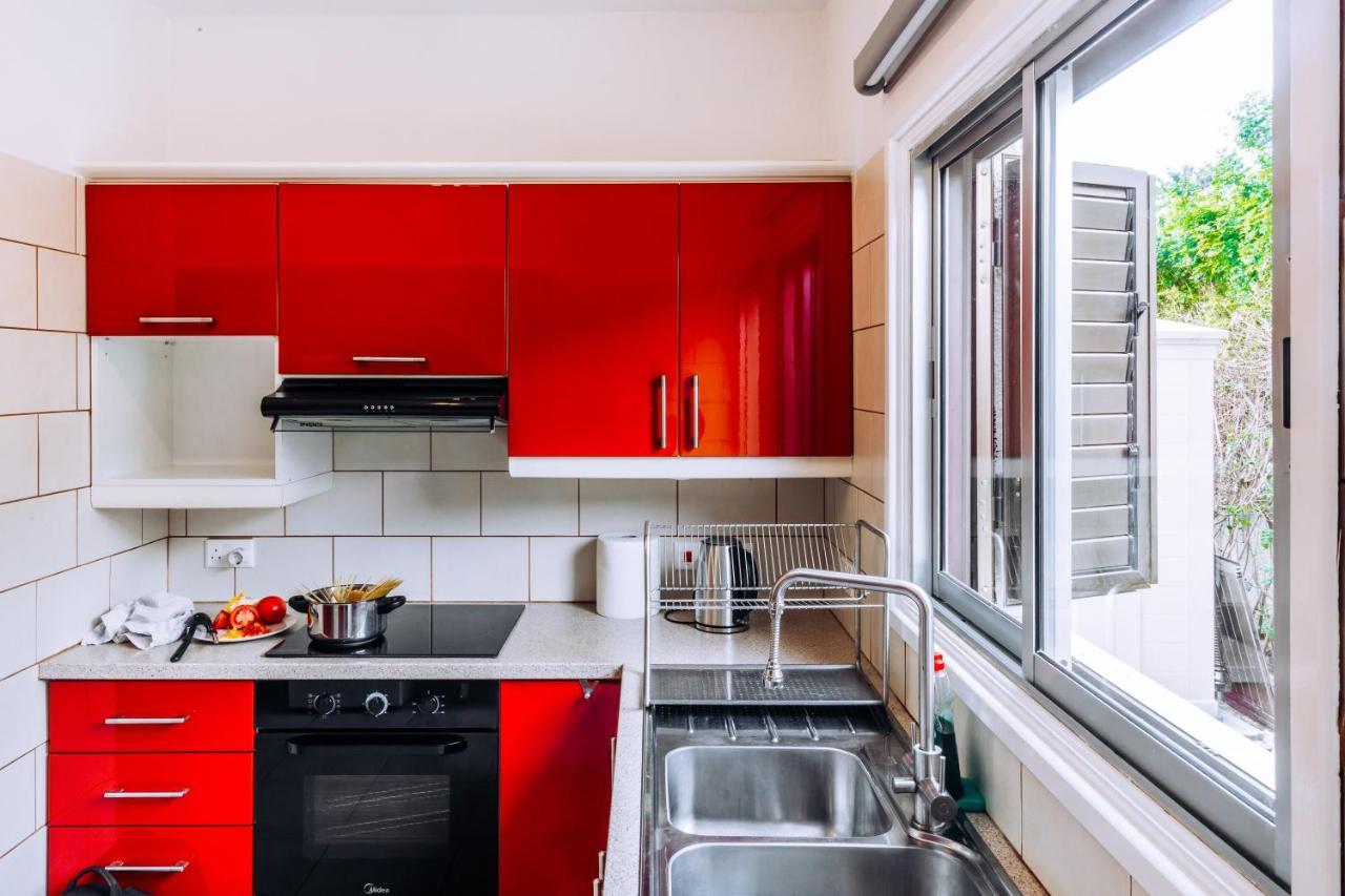 Willa Minimal Townhouse Center Pafos Zewnętrze zdjęcie